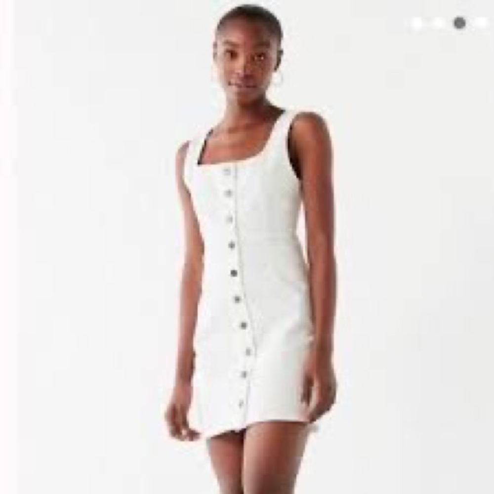 Urban Outfitter’s White 🔥 Jean dress